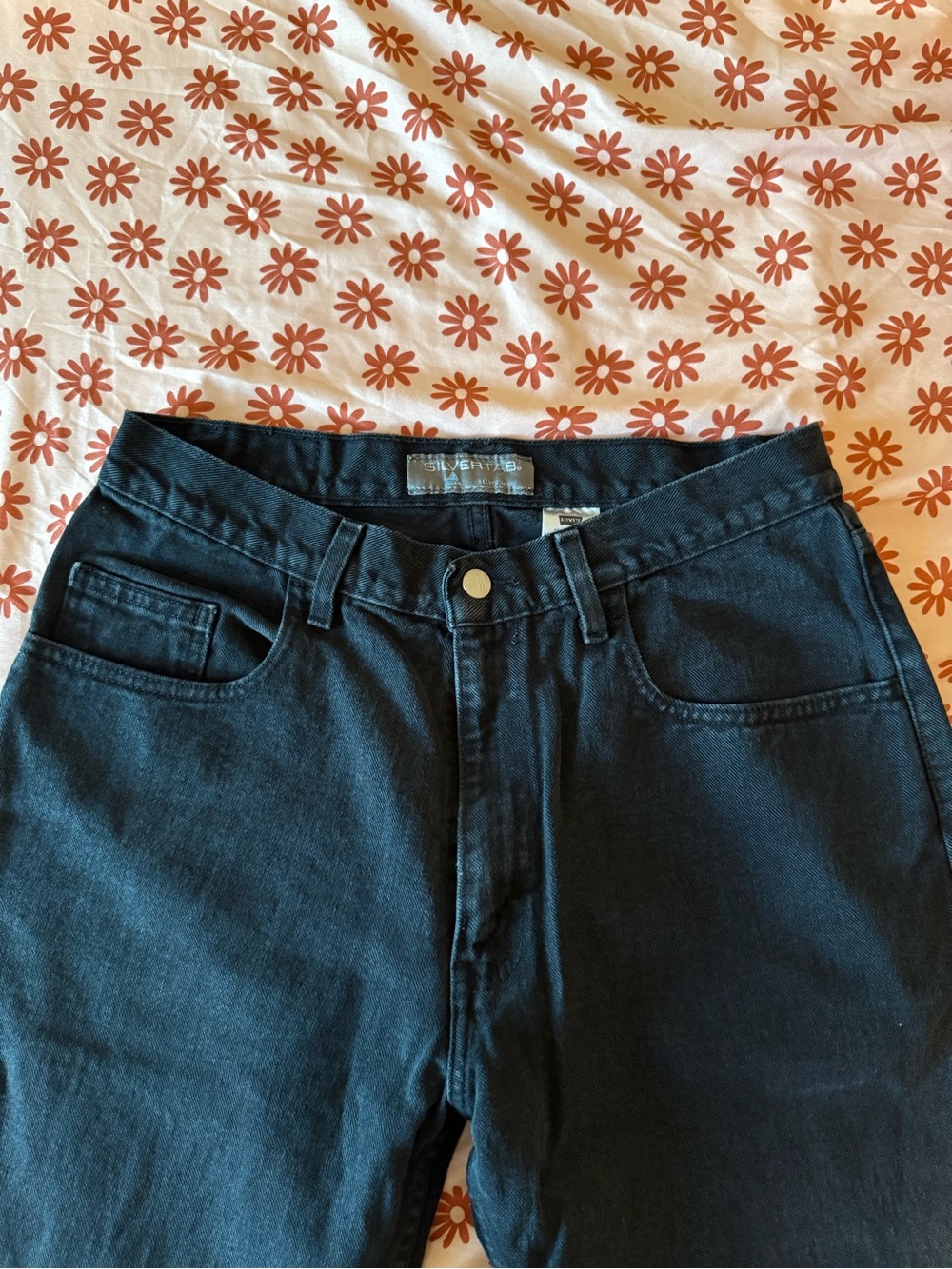 Slivertab Levis - Picture 7 of 10